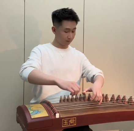 燃哥  正在直播......